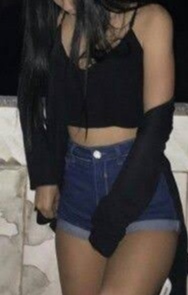 Morena con ganas de pasarlo bien